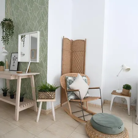 Near The -3bed -2bath -wifi דירה